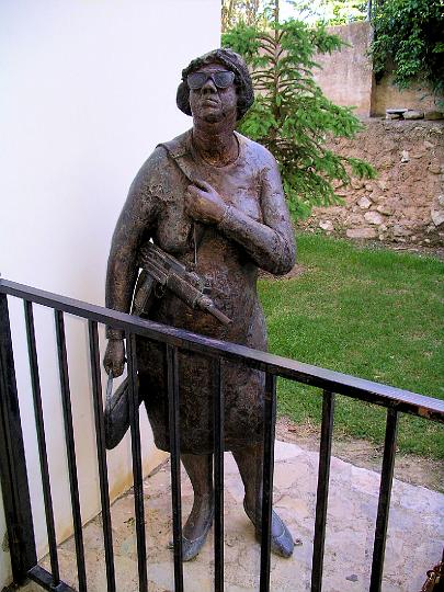 48.JPG - Sculpture 'Grandmother on a shopping trip',one of the many things to be seen in the Guadalest Museum.